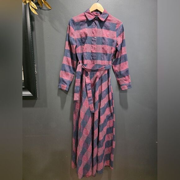 New Lion Collection Maxi Plaid Dress Fuzzy Burgundy Blue Quarter Button Sz 42 - Picture 1 of 10